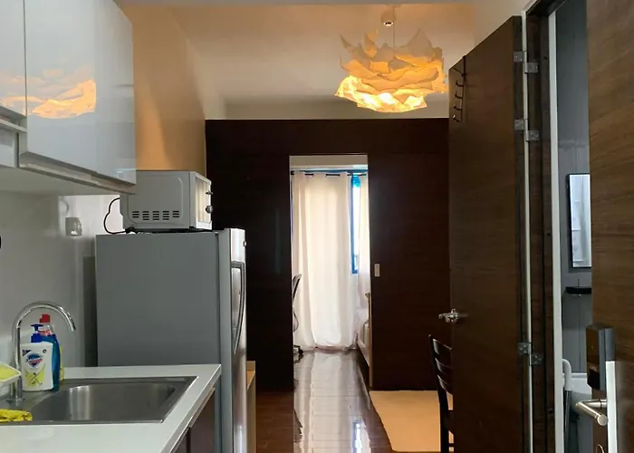 Mysunshine At Air Residences, Makati 3*